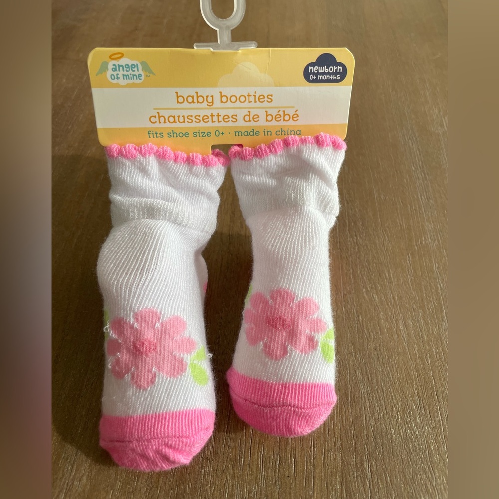 🎀  5 for $30 Angel of Mine Newborn Baby Booties